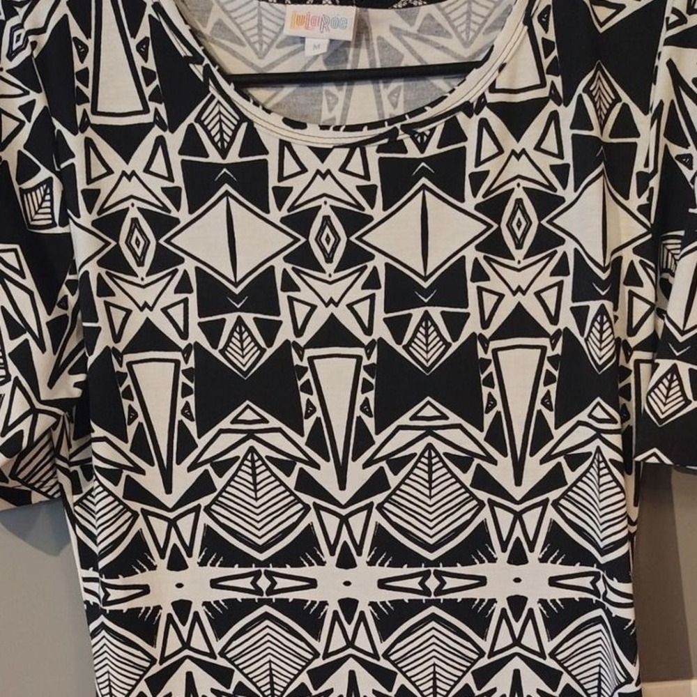 LuLaRoe Julia Dress Womens Medium Black White Geometric Tribal Aztec Sheath
